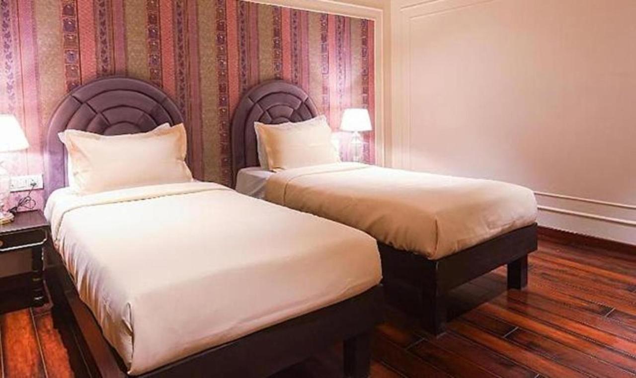 Fabhotel Prime The Seven Seeds Nové Dillí Exteriér fotografie