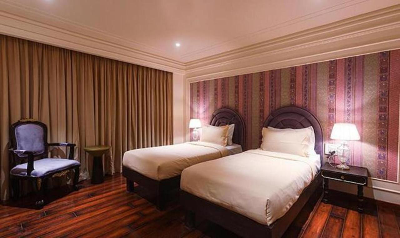 Fabhotel Prime The Seven Seeds Nové Dillí Exteriér fotografie